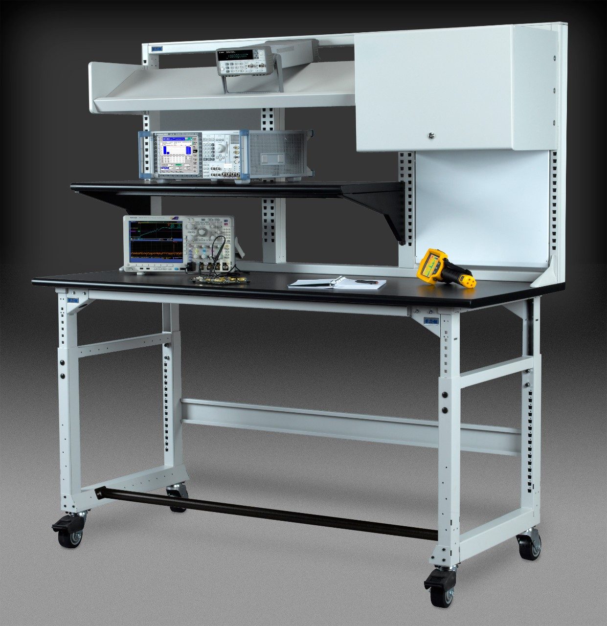 Lab bench Laboratory furniture Technical workstation Eaton