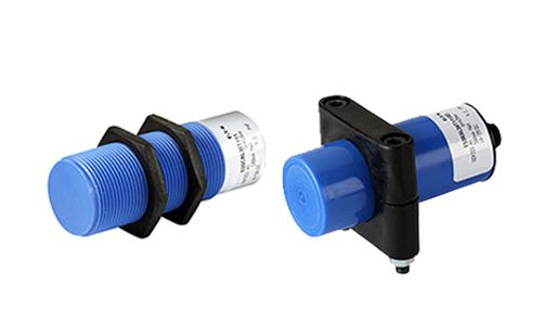 Capacitive proximity sensor